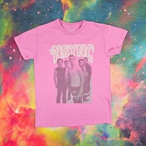 NSYNC Girlfriend T-Shirt Pink Band Tee Pop Music‎ Group Graphic Top